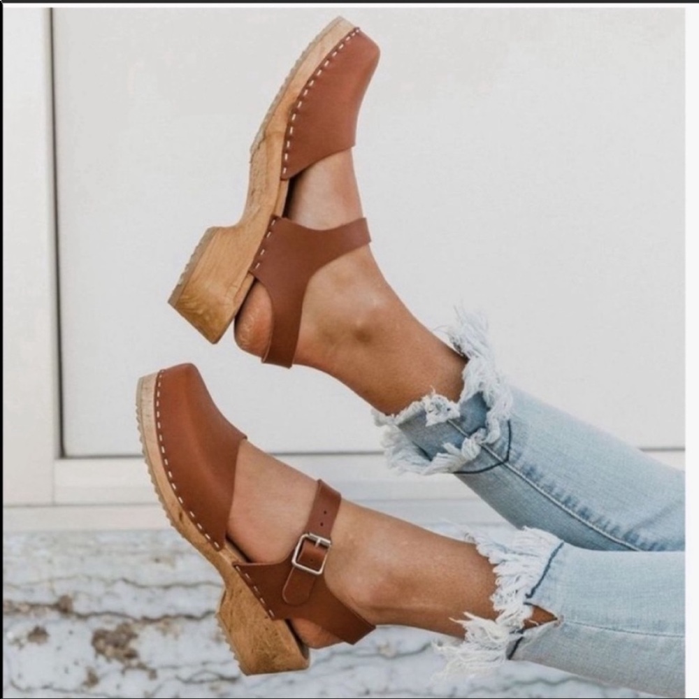 NEW MIA Sofia Clog Sandals Brown Size 39
